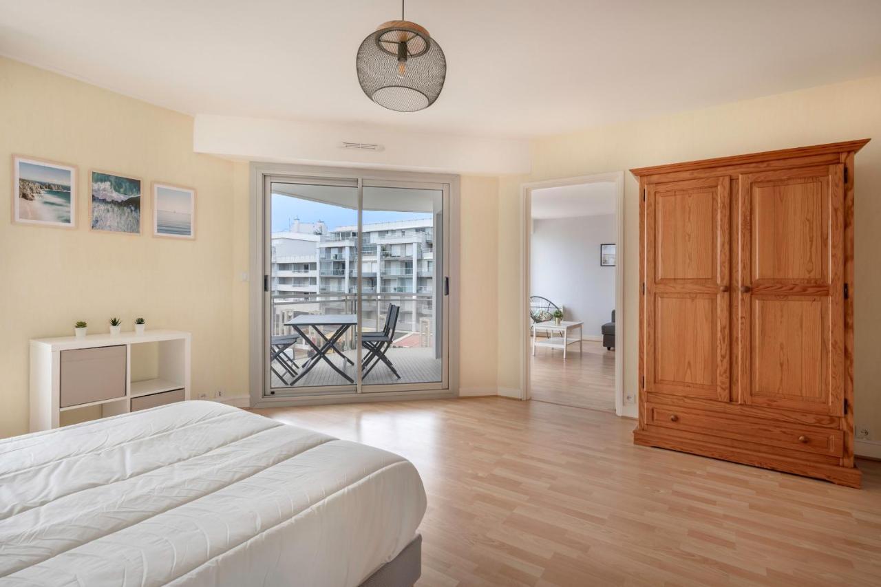 Tres Bel Appartement Avec Vue Sur Mer A Pornichet Esterno foto